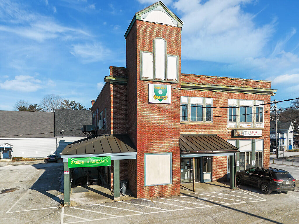 2 Bangor Street Augusta ME 04330