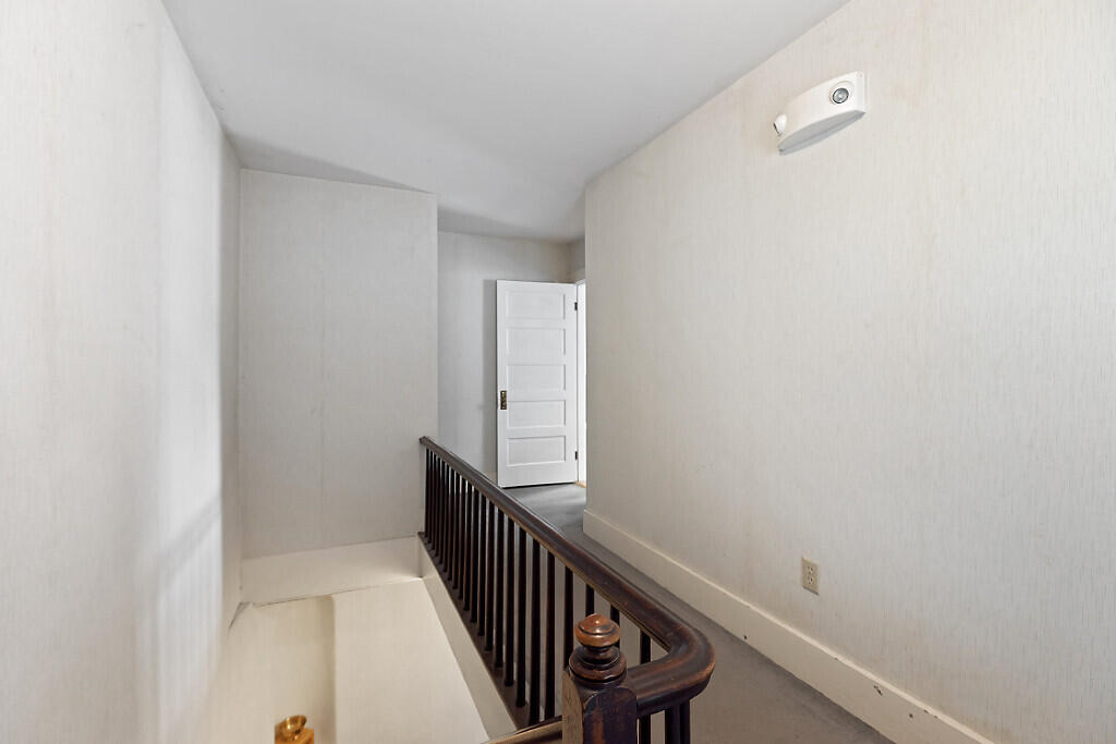 2 Bangor Street Augusta ME 04330