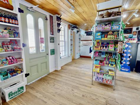 62 W Main Street Vinalhaven ME 04863