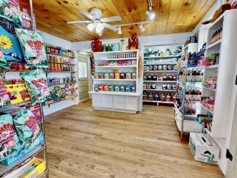 62 W Main Street Vinalhaven ME 04863