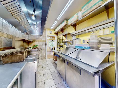 62 W Main Street Vinalhaven ME 04863