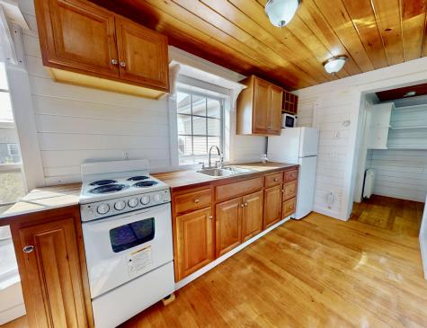 62 W Main Street Vinalhaven ME 04863