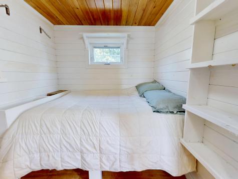 62 W Main Street Vinalhaven ME 04863