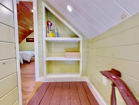 62 W Main Street Vinalhaven ME 04863