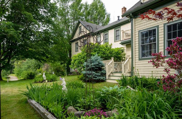 15 Locke Street Kennebunkport ME 04046