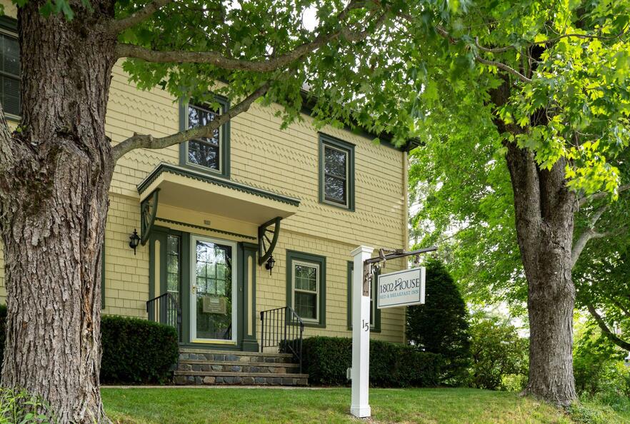 15 Locke Street Kennebunkport ME 04046