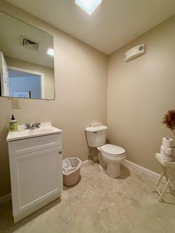 433 Us Route 1 York ME 03909