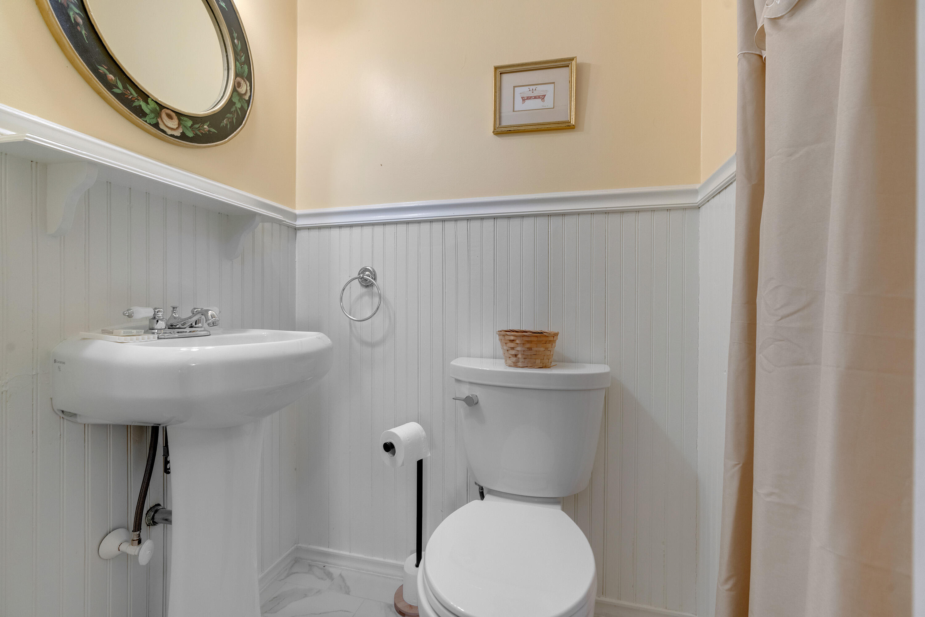 11 Holbrook Street Freeport ME 04032