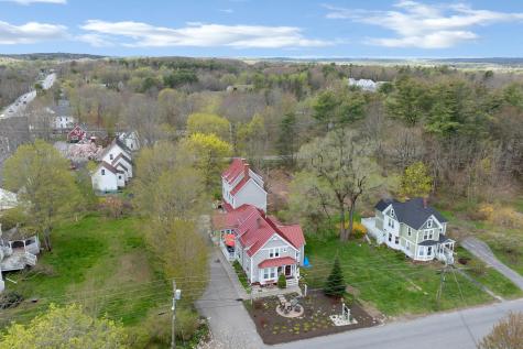 11 Holbrook Street Freeport ME 04032