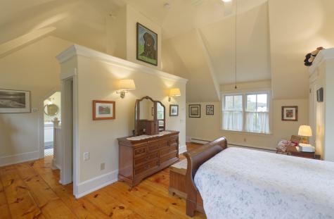 11 Holbrook Street Freeport ME 04032