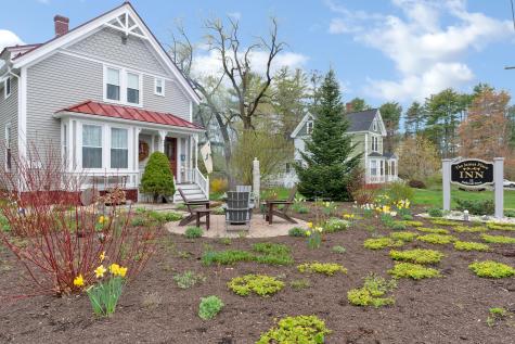 11 Holbrook Street Freeport ME 04032