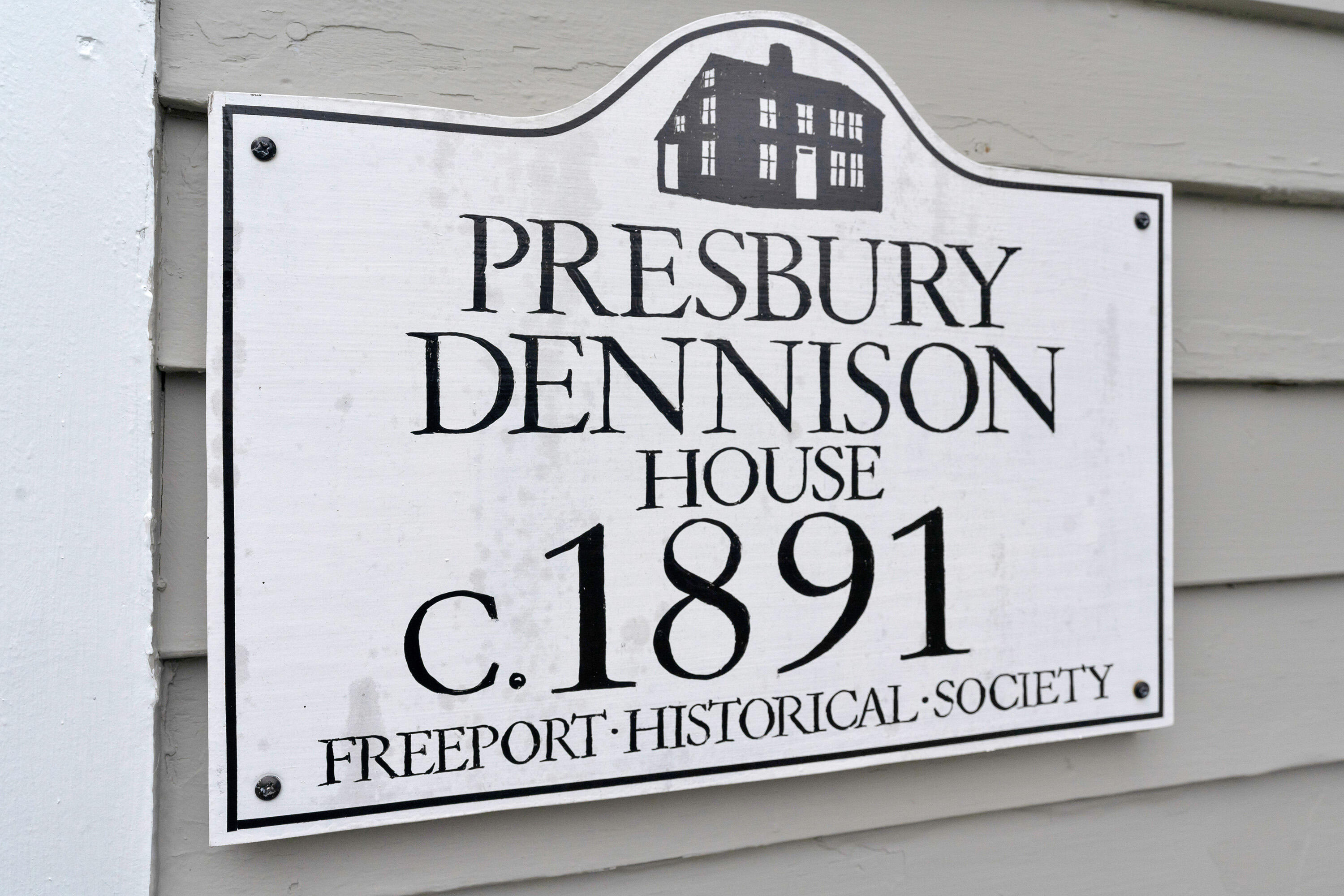 11 Holbrook Street Freeport ME 04032