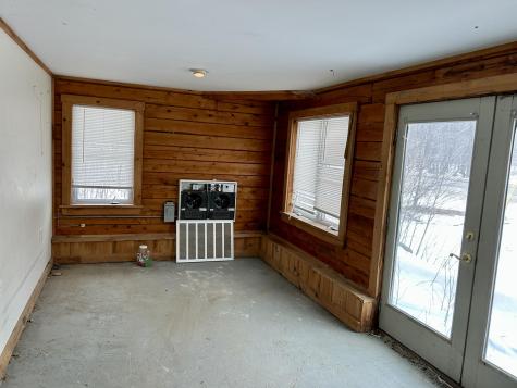 555 Farmington Road Strong ME 04983