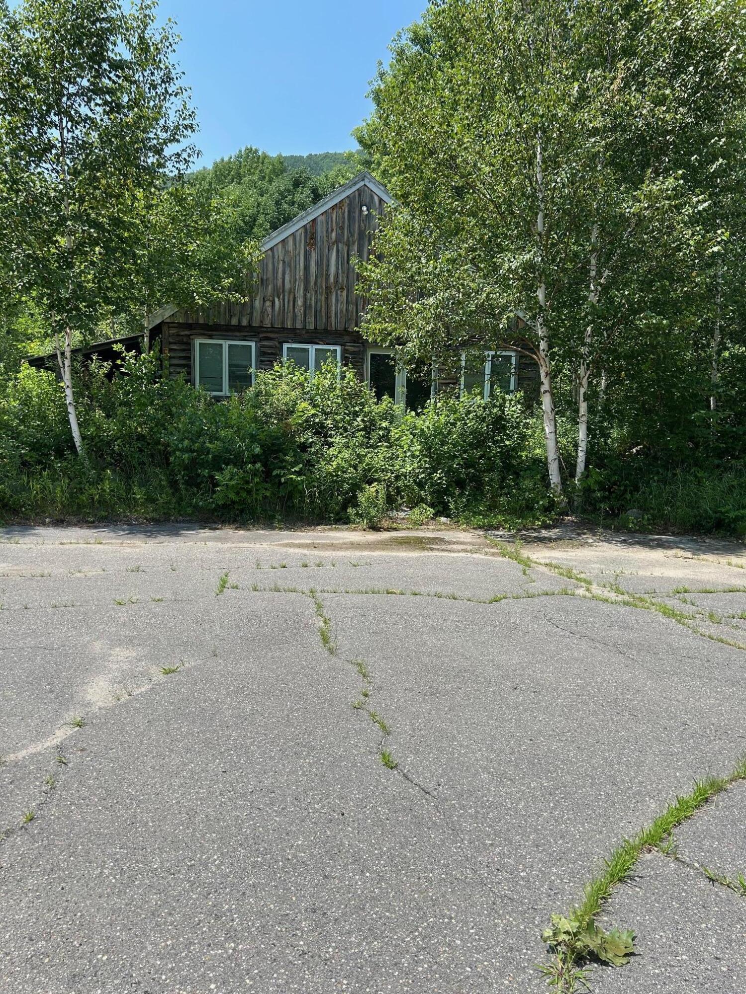555 Farmington Road Strong ME 04983