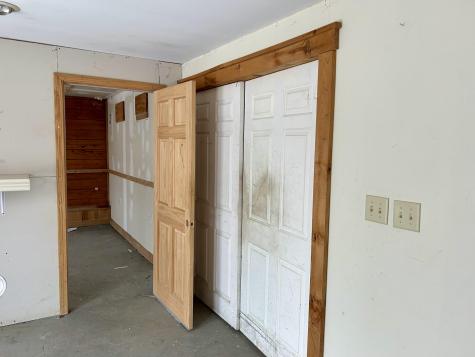 555 Farmington Road Strong ME 04983