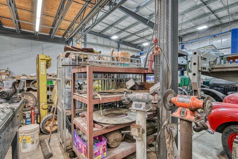 1235 Us-202 Winthrop ME 04364
