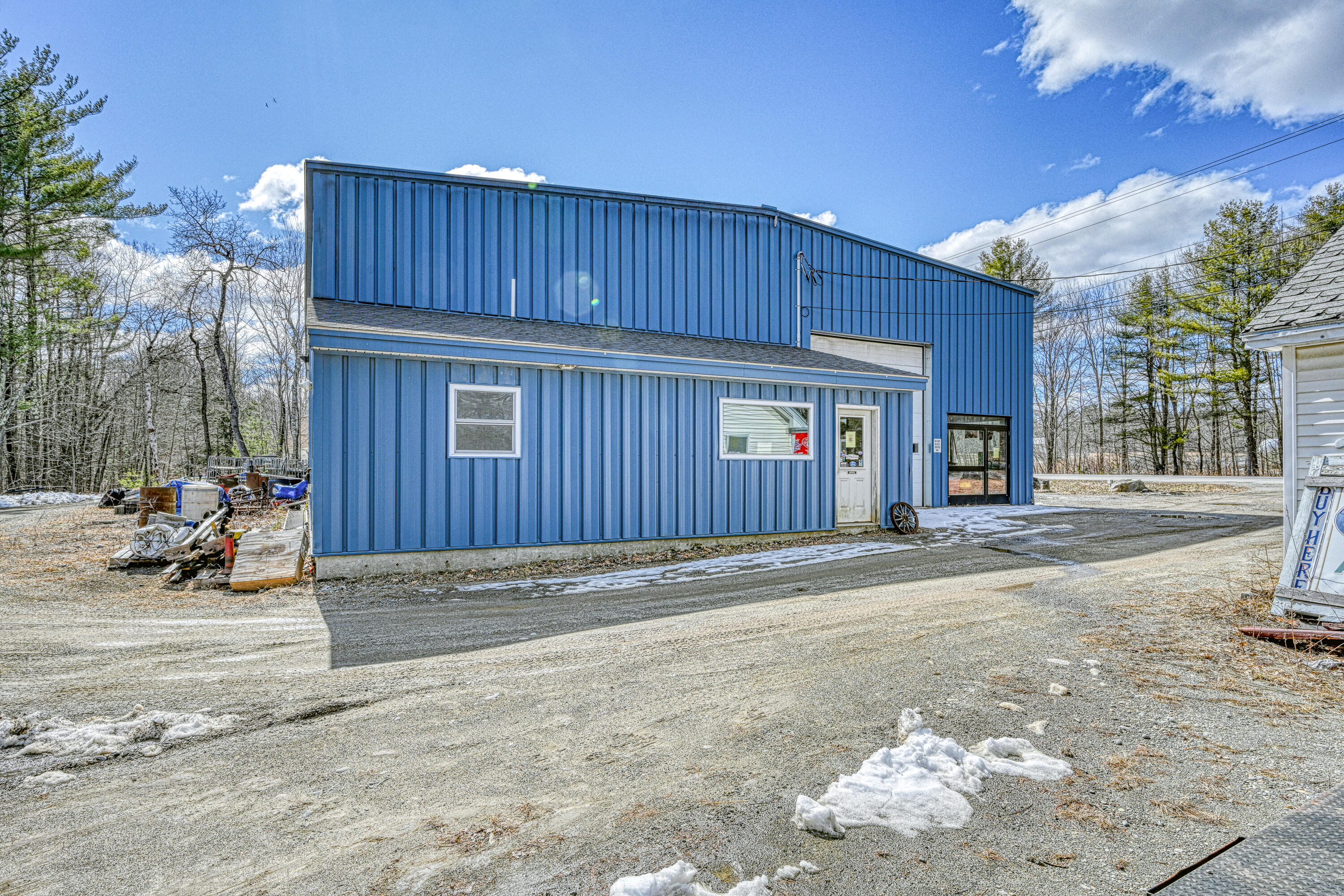 1235 Us-202 Winthrop ME 04364