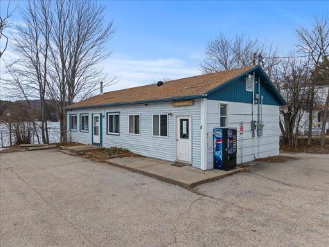 8 Emery Corner Road Limerick ME 04048