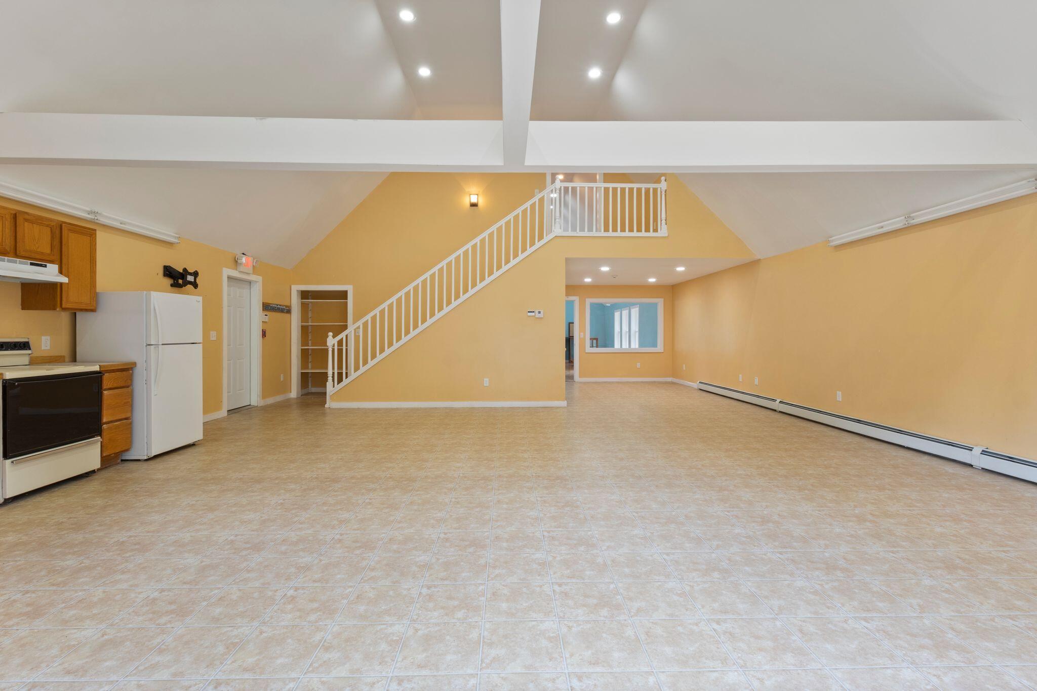 204 Gray Road Cumberland ME 04021