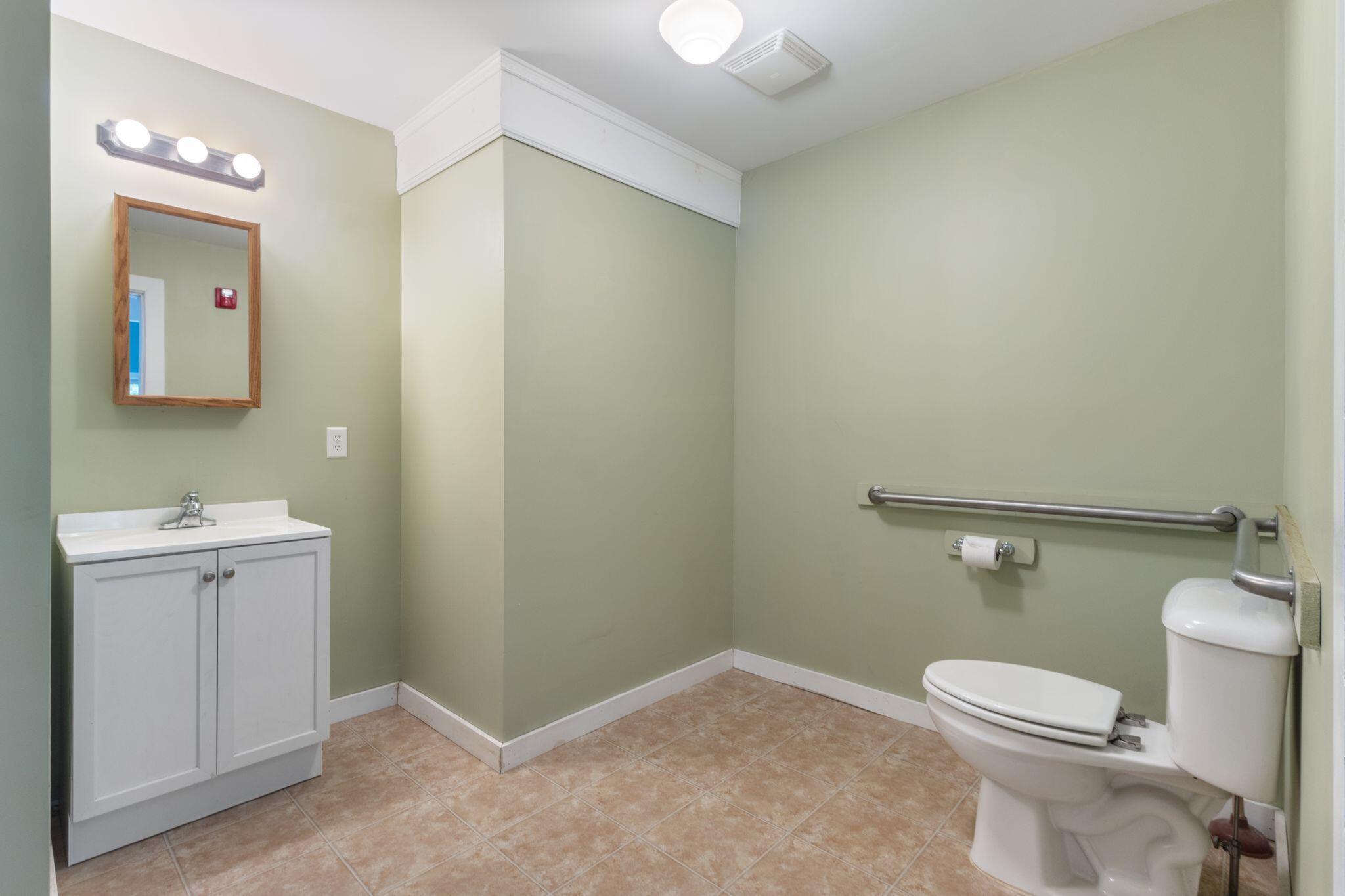 204 Gray Road Cumberland ME 04021