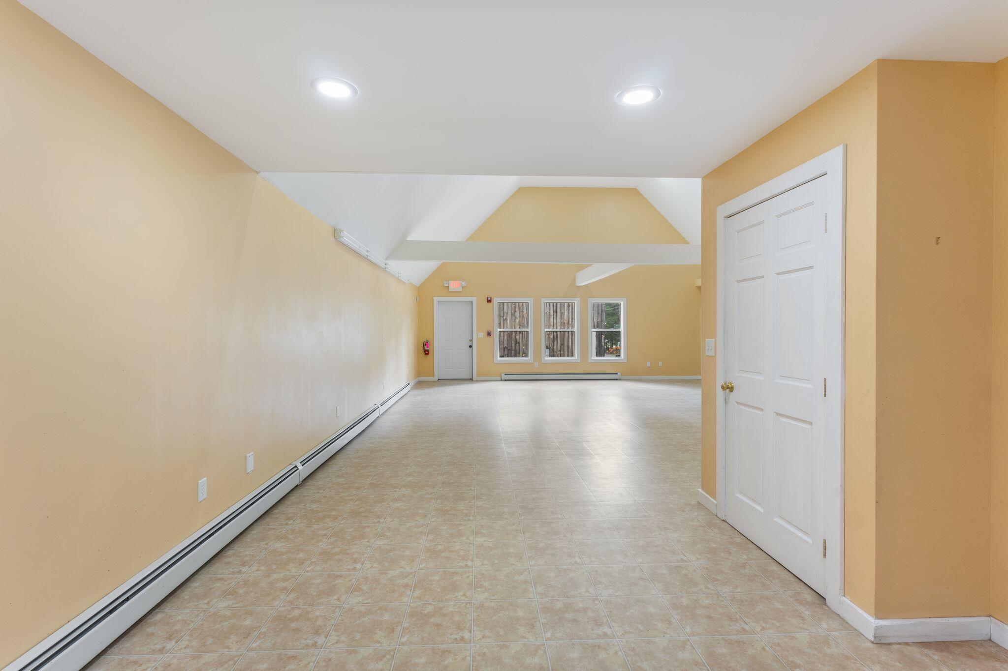 204 Gray Road Cumberland ME 04021