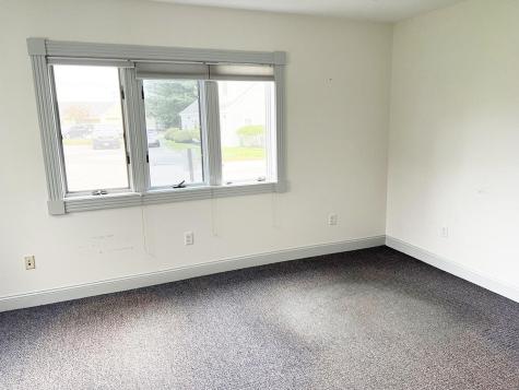 62 Portland Road Kennebunk ME 04043