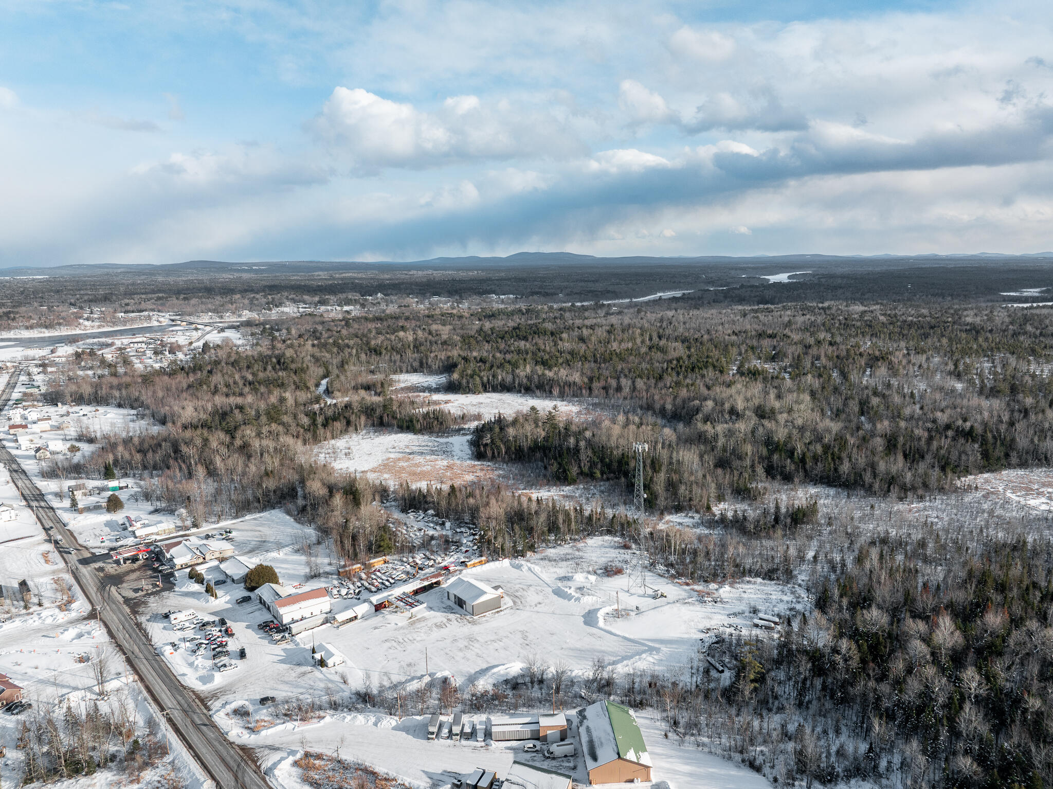 Howland ME 04448