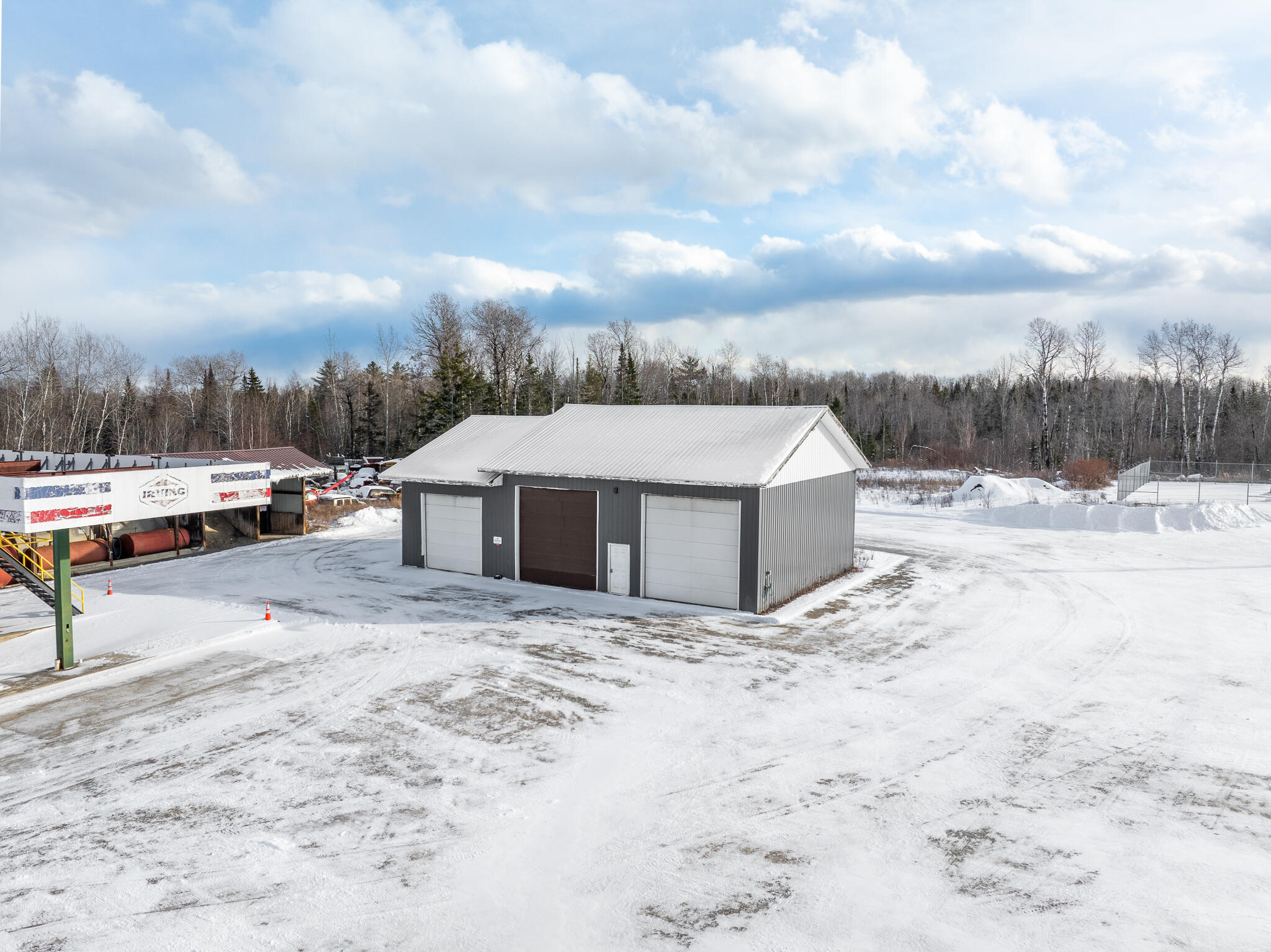 Howland ME 04448