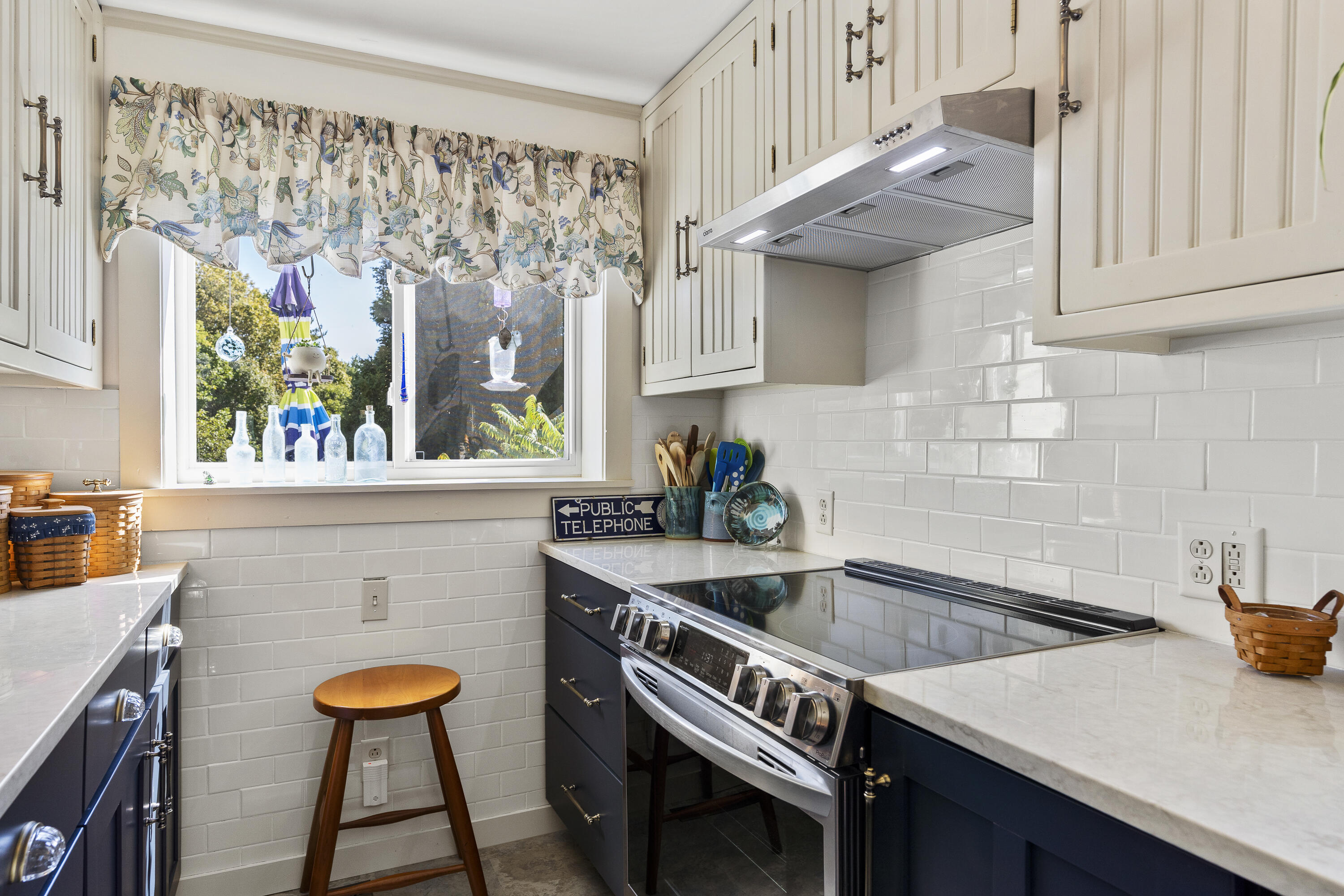 664 Boothbay Road Edgecomb ME 04556