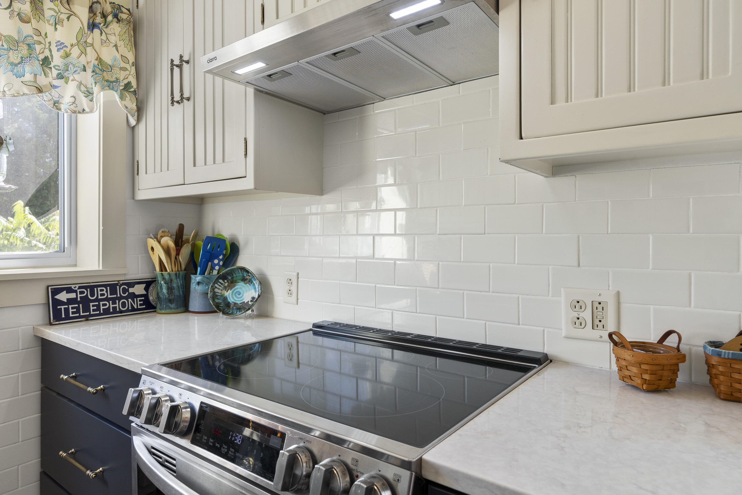 664 Boothbay Road Edgecomb ME 04556