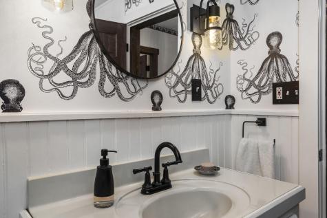 664 Boothbay Road Edgecomb ME 04556