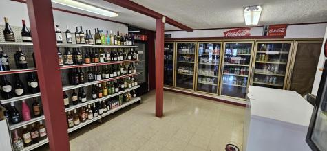 10 Shore Road York ME 03909
