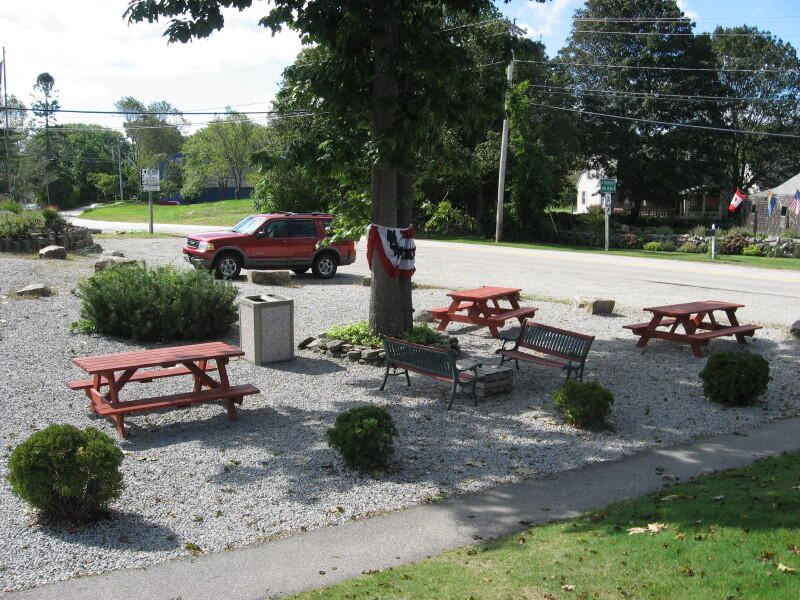 10 Shore Road York ME 03909