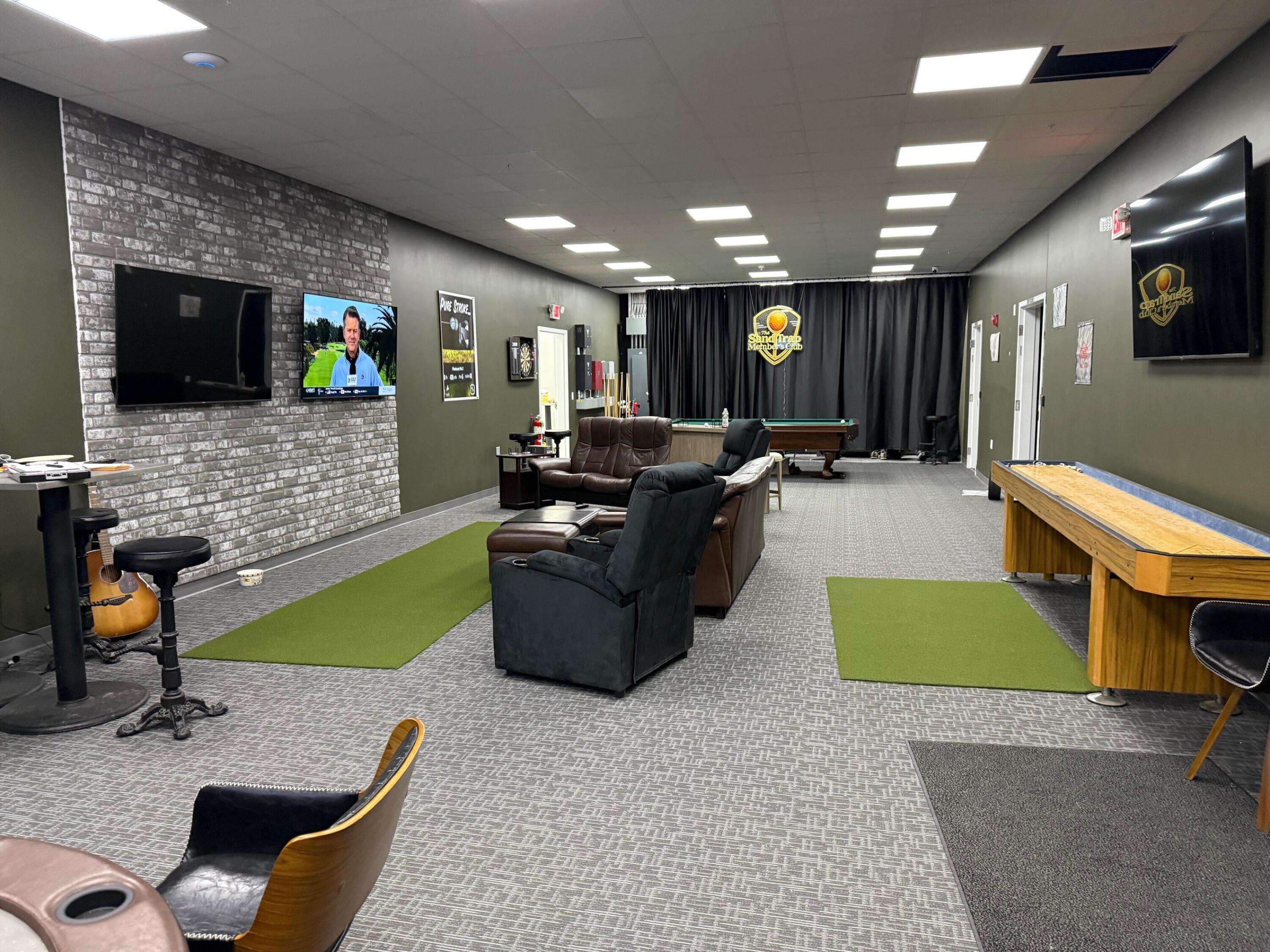586 Lewiston Junction Road Auburn ME 04210