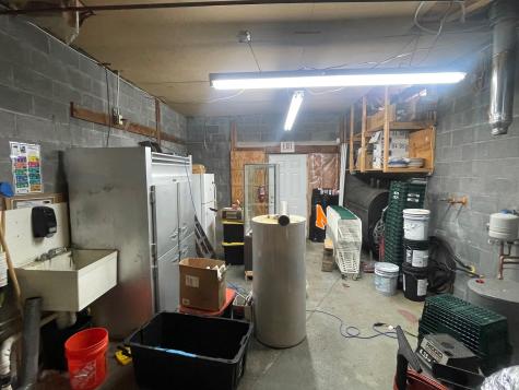 901 Main Street Oxford ME 04270