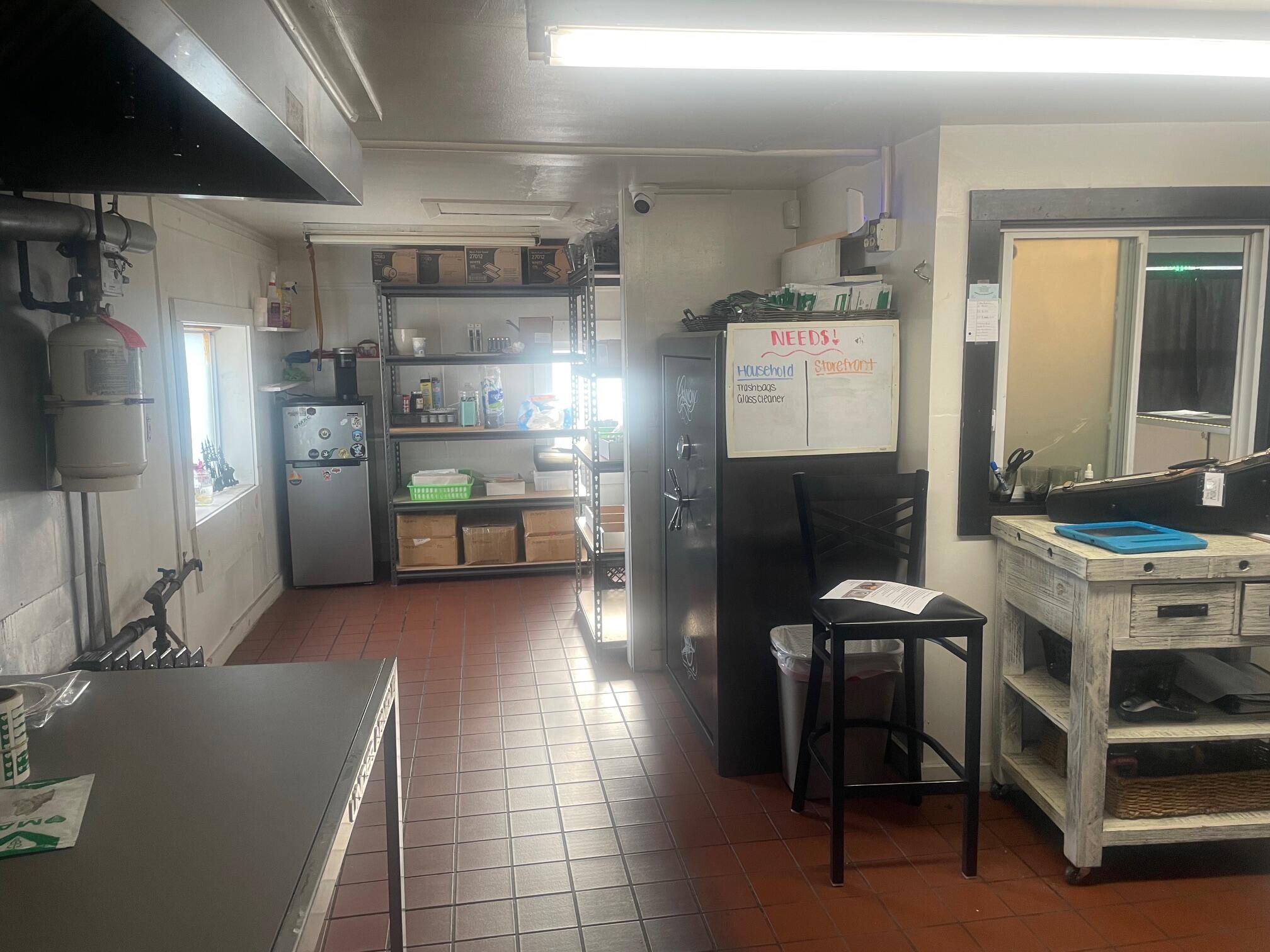 901 Main Street Oxford ME 04270