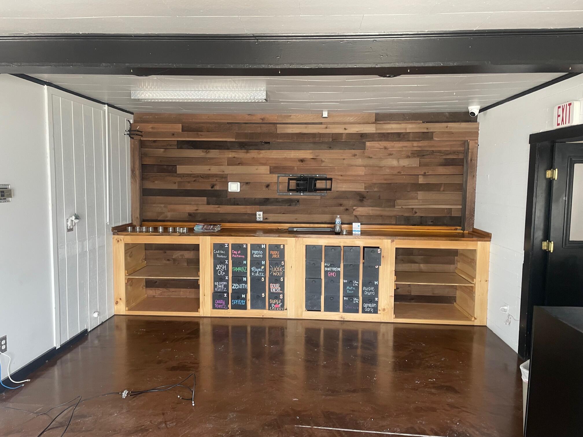 901 Main Street Oxford ME 04270