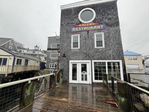 48 Commercial Street Boothbay Harbor ME 04538