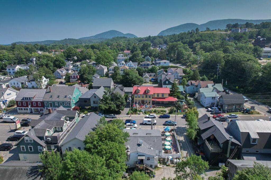 131 Cottage Street Bar Harbor ME 04609