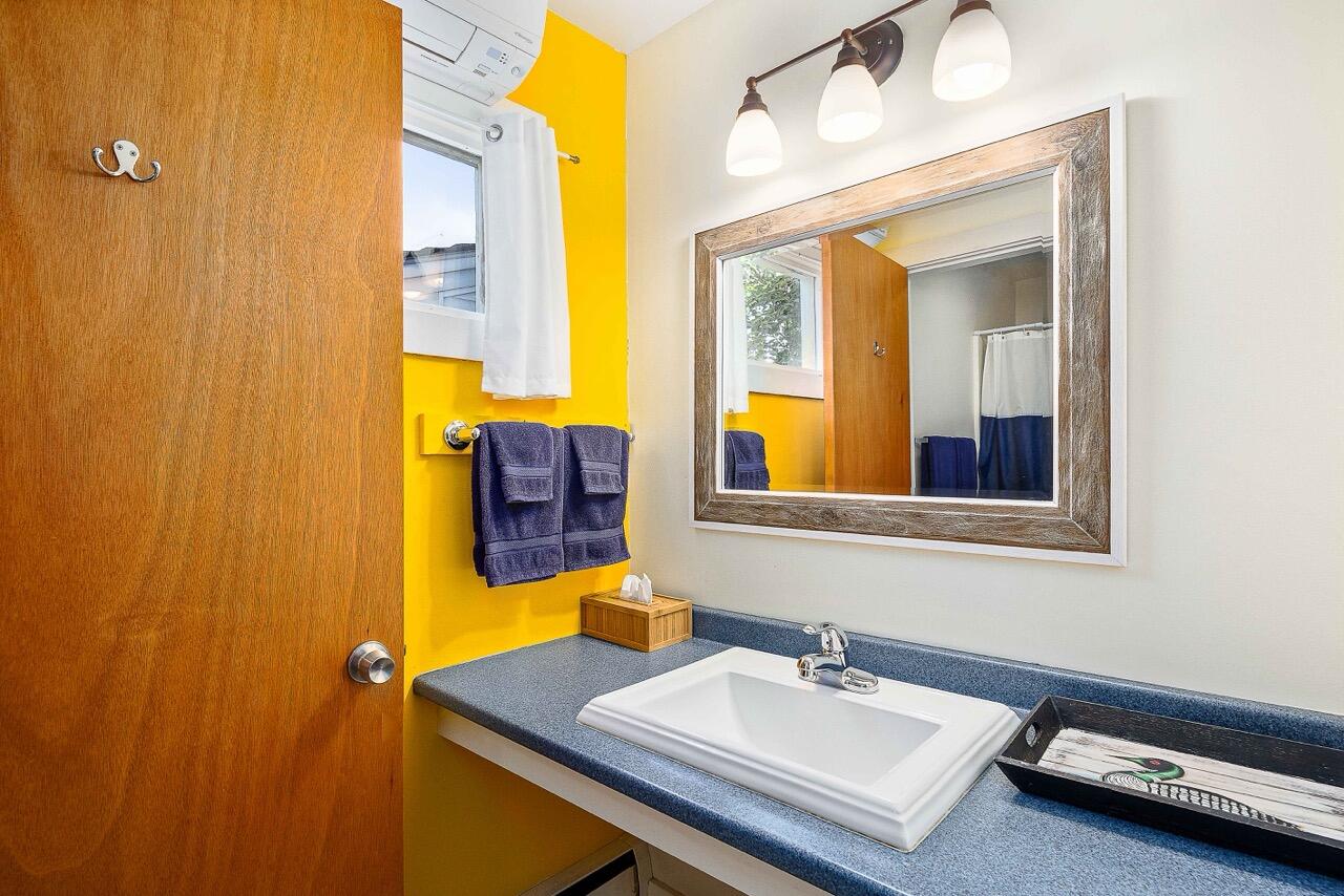 68 Elm Street Camden ME 04843