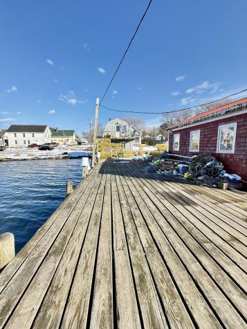 13B Clamshell Alley Vinalhaven ME 04863