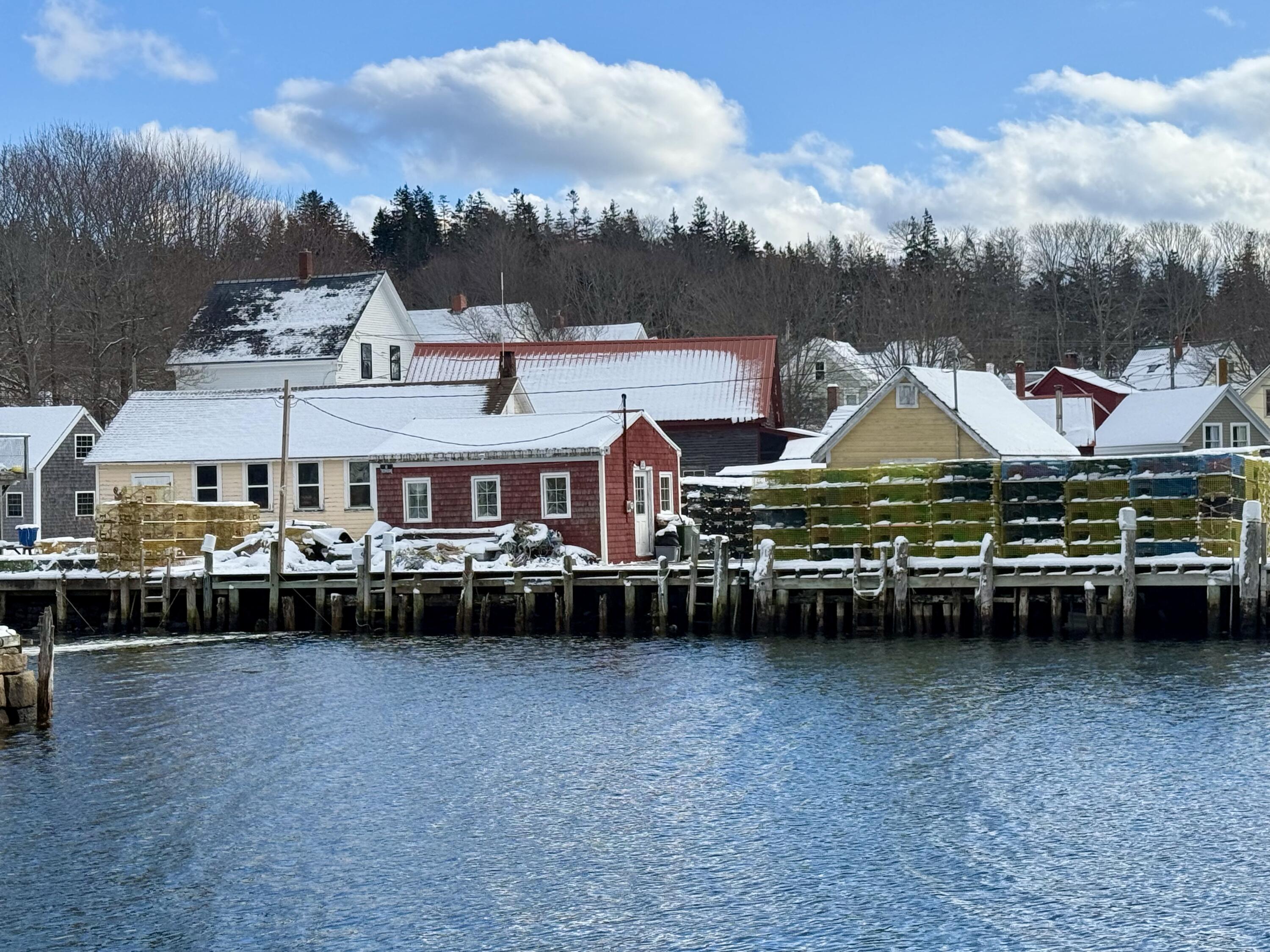 13B Clamshell Alley Vinalhaven ME 04863