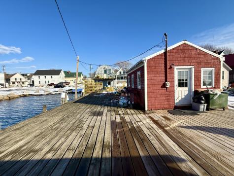 13B Clamshell Alley Vinalhaven ME 04863