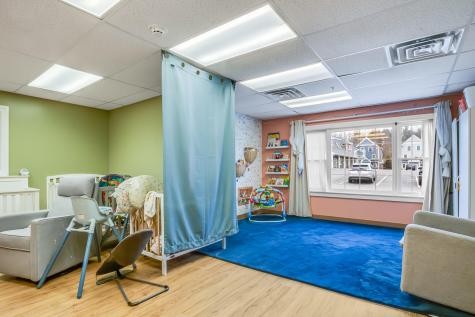 518 U.s. 1 Kittery ME 03904