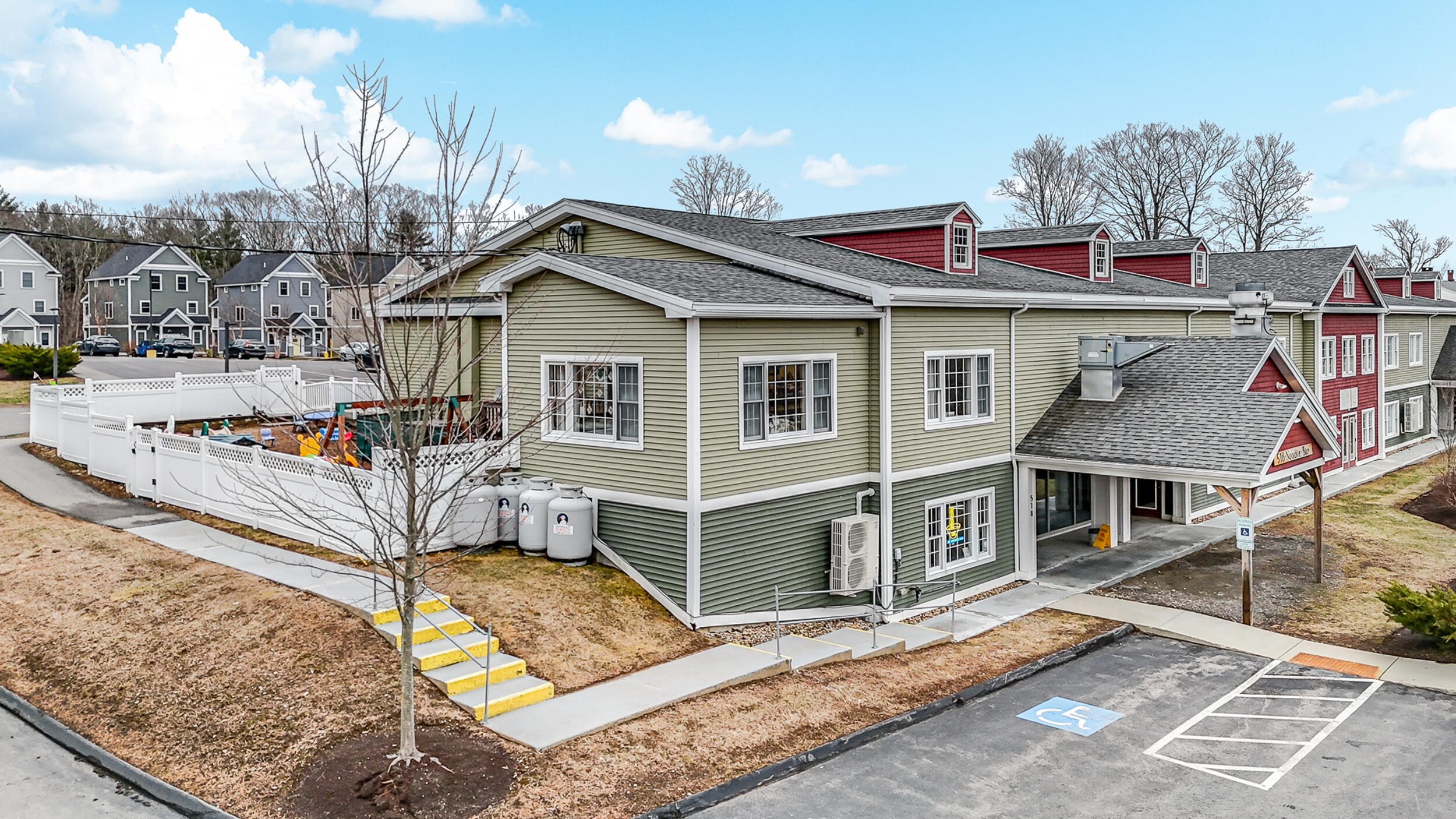 518 U.s. 1 Kittery ME 03904