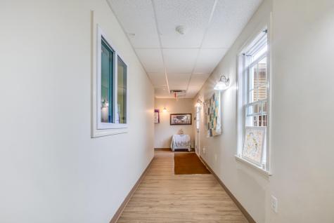 518 U.s. 1 Kittery ME 03904