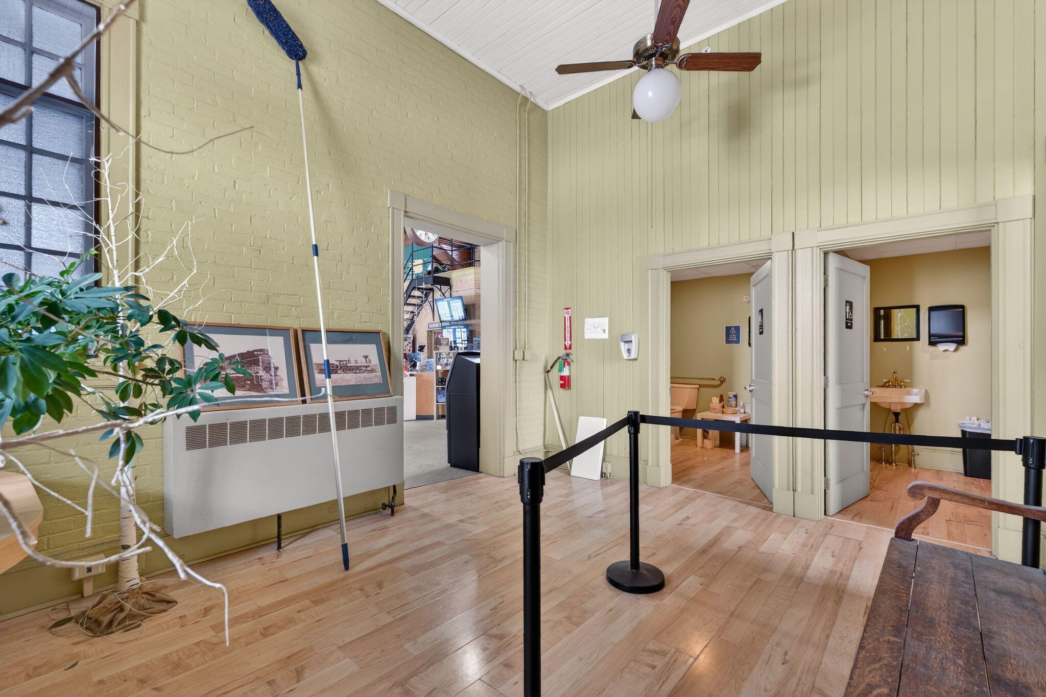 31 Main Avenue Gardiner ME 04345