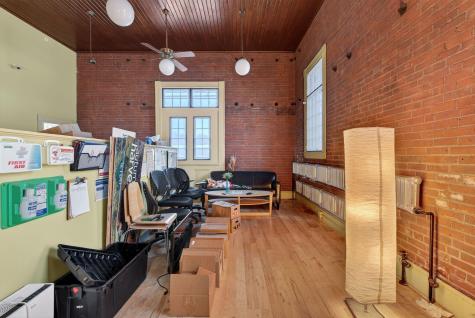 31 Main Avenue Gardiner ME 04345