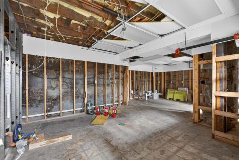 31 Main Avenue Gardiner ME 04345