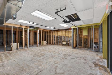 31 Main Avenue Gardiner ME 04345